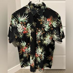 Rip curl men’s button up. Size M. Read description